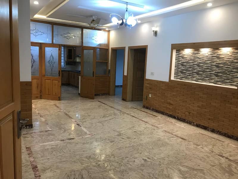 Size 40x80 Upper Portion For Rent IN G-14/4 Islamabad 23