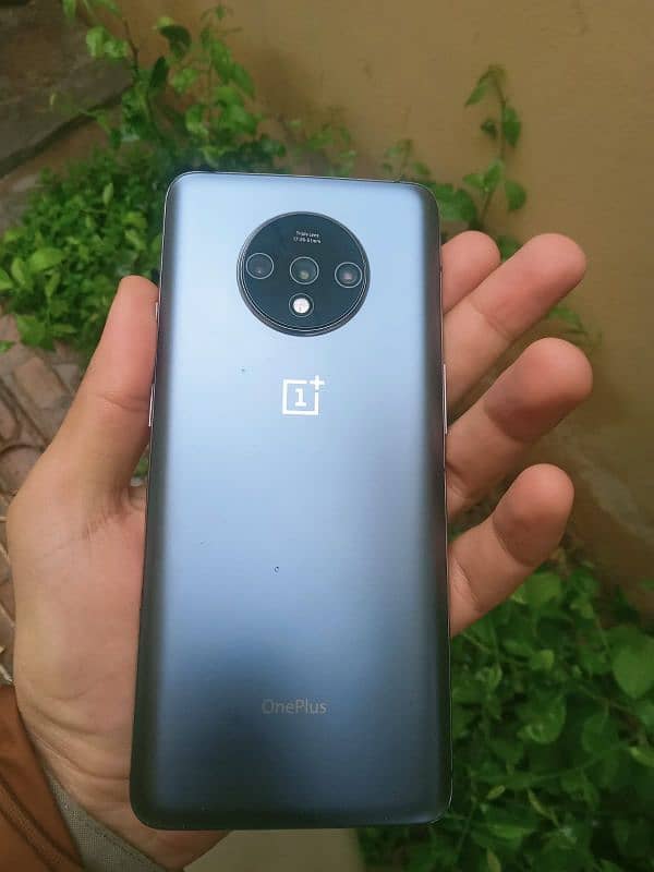 Oneplus 7t in genuine condition for sale 0