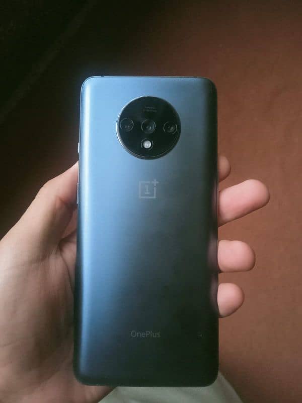 Oneplus 7t in genuine condition for sale 2