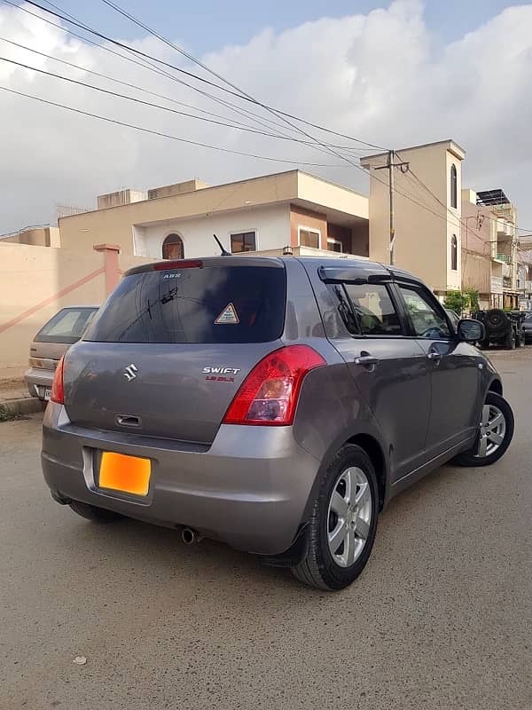 Suzuki Swift DLX Navigation 1.3, manual (2021) 4