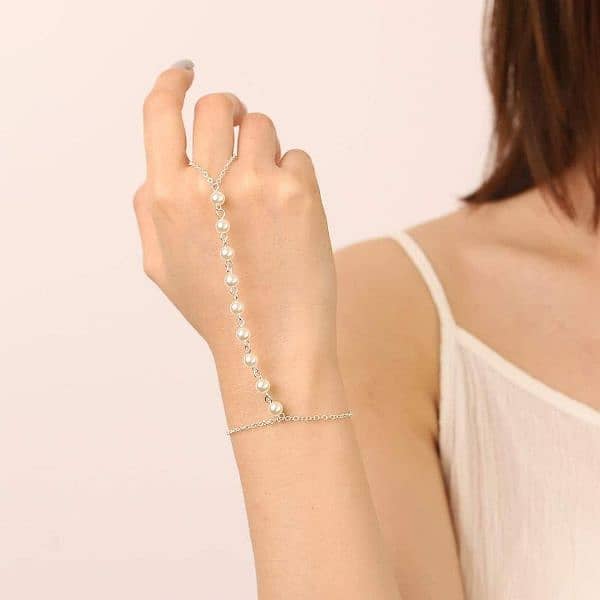 Silver pearl bracelet 4