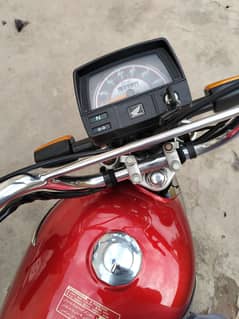 Honda CD 70 2024