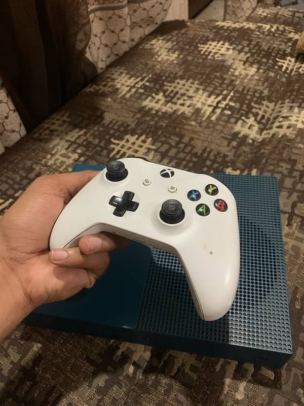 XBOX One S Limited Edition 2