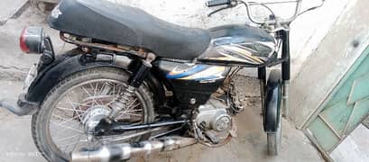 crown lifan bike for sale contact number in description urgent sale