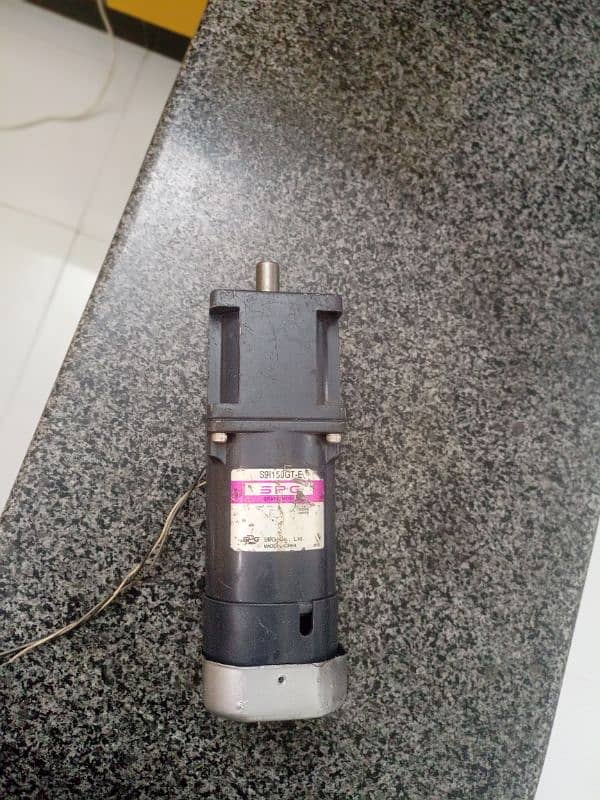 AC 220 Volt High Torque Gear Motor 2