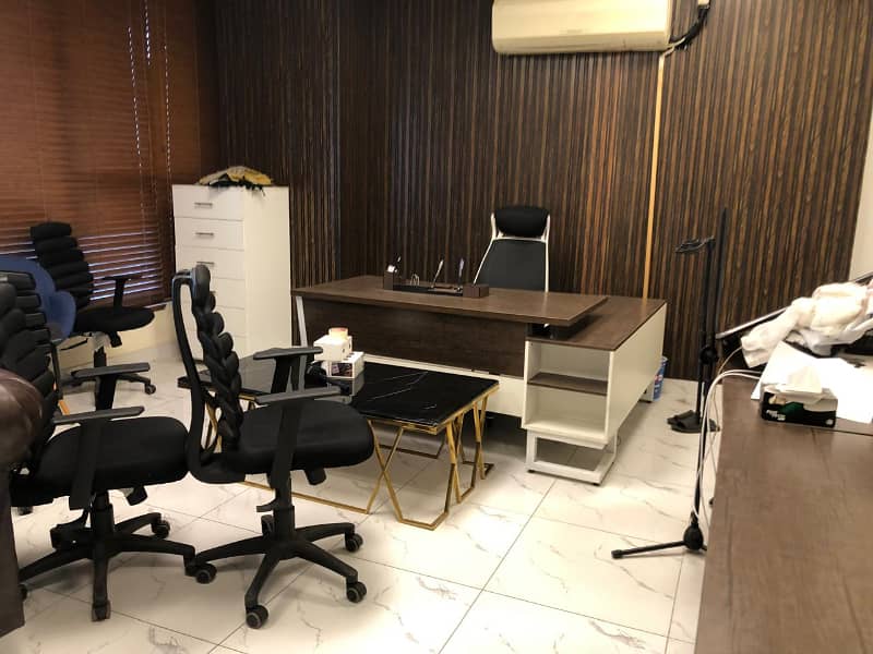 1400 Sqft Office | Al Hafeez Executive | Gulberg 3, Lahore 3