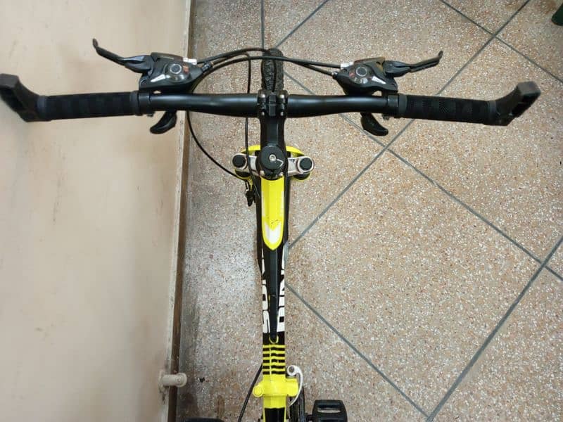 26 INCH IMPORTED (FOLDING) GEAR CYCLE 6 MONTH USED 03265153155 8