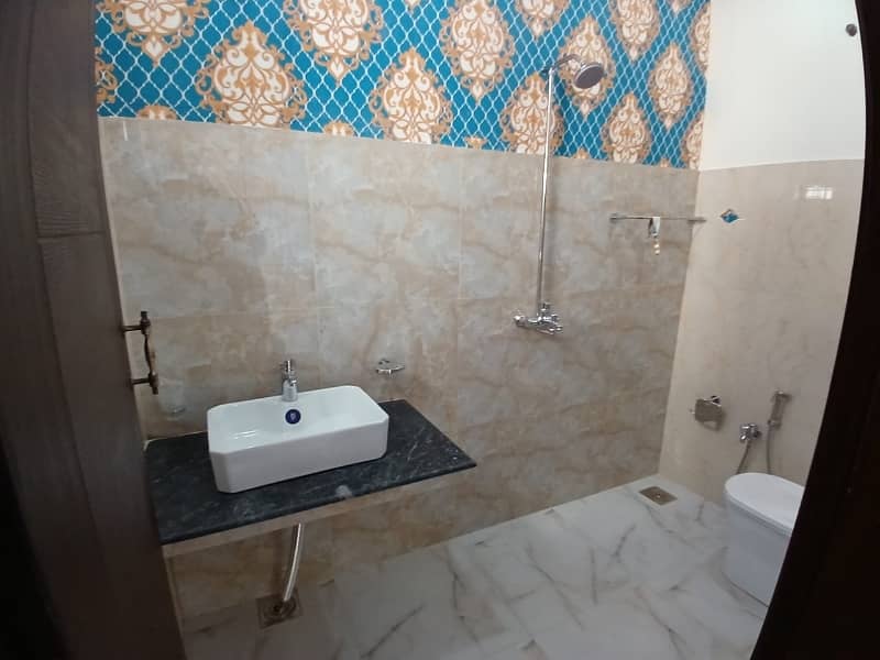 10 Marla upper portion For rent in valencia 14