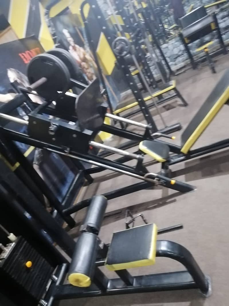 Running Gym for sale / GYM Business for sale l setup for sale 10