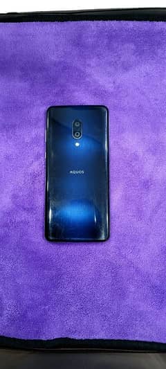 AQUOS zero 2