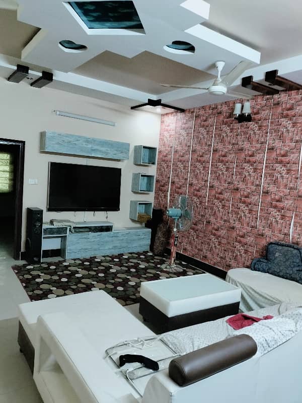 Luxurious Bungalow And Furnished 0