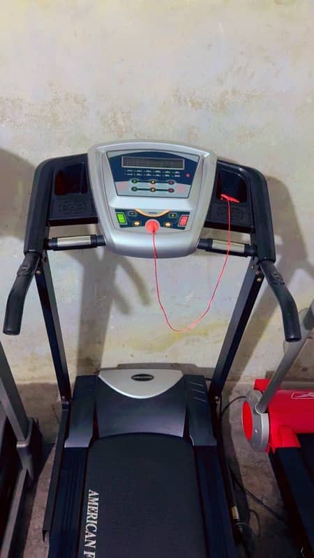 American fitness treadmill 120 kg weight sportted mp3 sound system 0