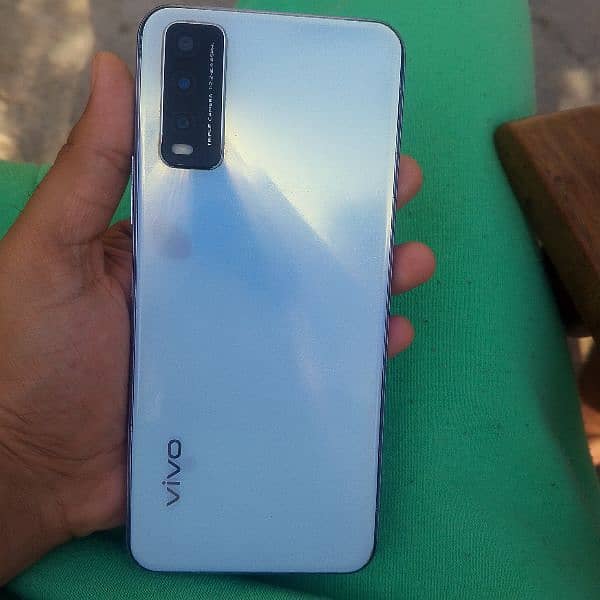 vivo y20 used for sale contact 03046448789 0