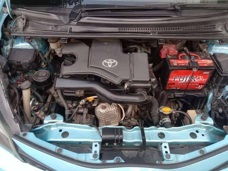 Toyota Vitz 2014 6