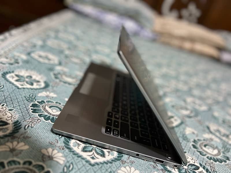 Dell laptop 3