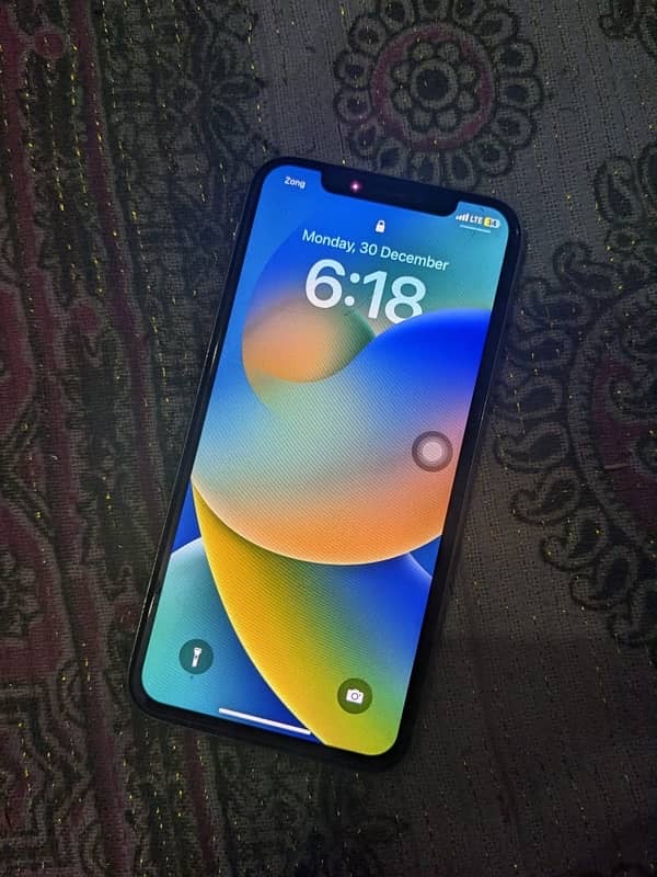 iphone X pta Approved 64gb 5