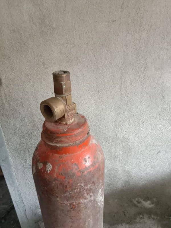 oxygen cylinder for sell 1