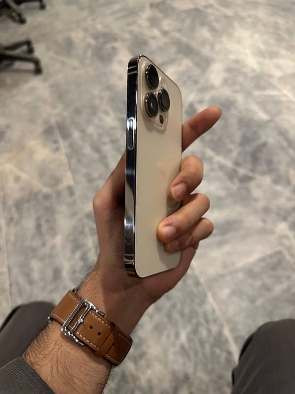 Iphone 14 pro 128gb pta approved 3