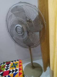 Pedestal Fan For sale