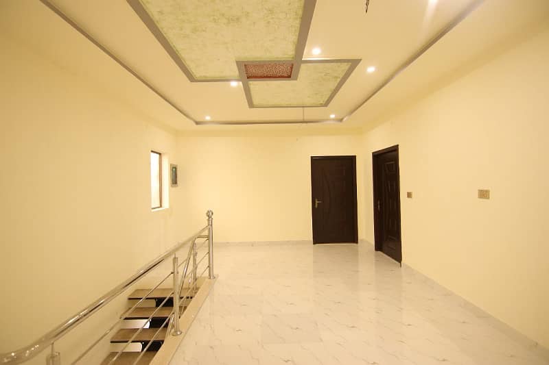 10 Marla House Available For Rent At Khayaban Colony 3 Medina Town 22