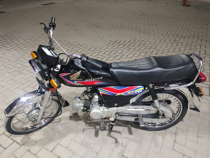 Honda CD 70 2018 6