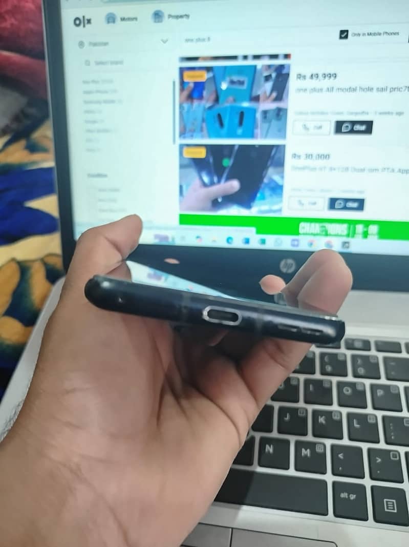 One Plus 8  8/128 Urgent Sale 2