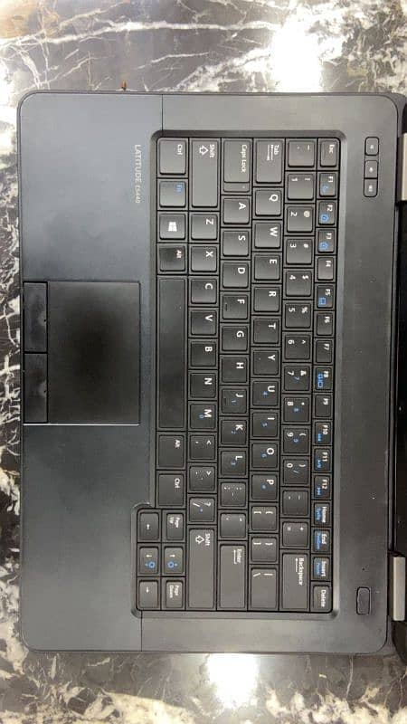 DELL Latitude E5440 core i3(4th generation) 2