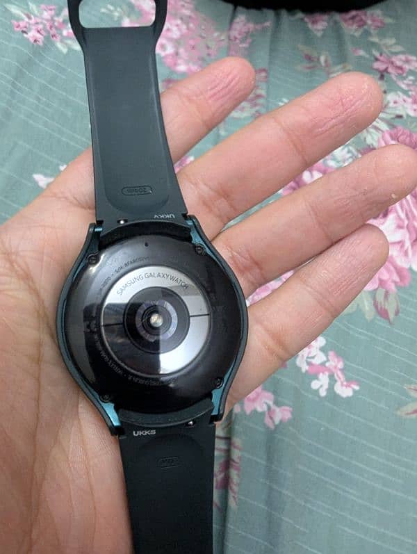 Samsung galaxy watch 4 1