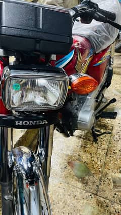 Honda 125 cc 2018 model bike