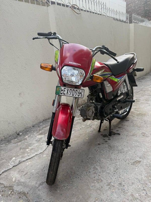 Honda cd 70 dream 2017 1