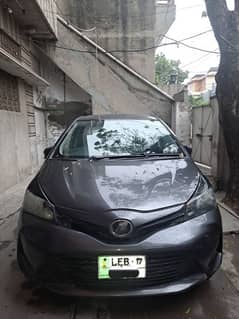 Toyota Vitz 2015