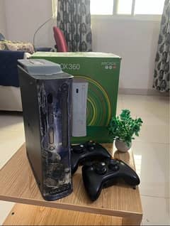 Xbox 360 with 2 wireless controllers 80+games &boz