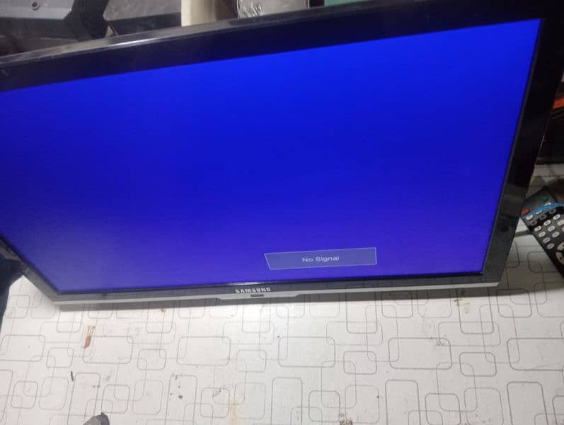 26 inch LCD TV 1