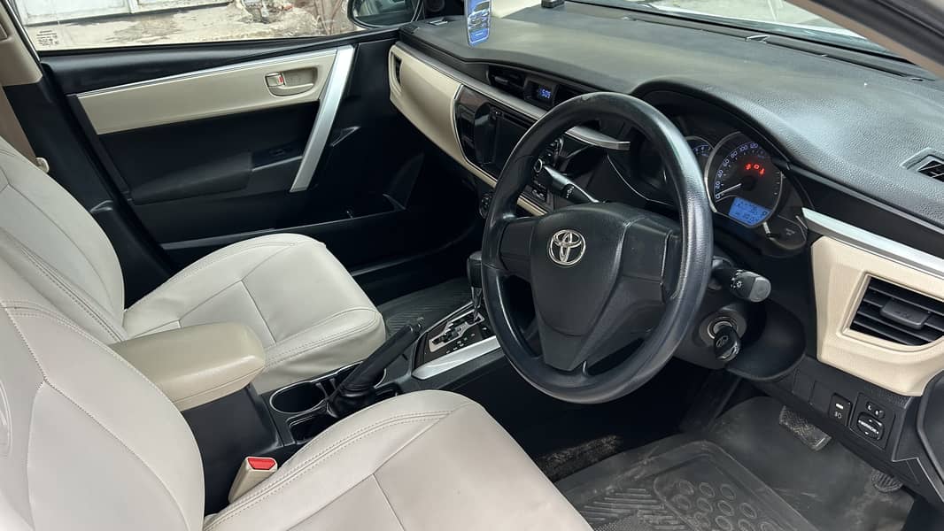 Toyota Altis 2017 1.6 7