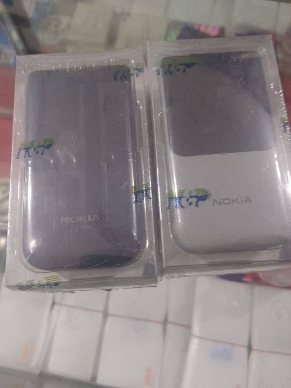 Nokia 2720flip daul sim box pack 2