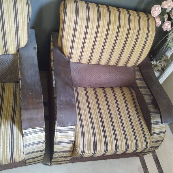 7-Seater Sofa Set (6 years used) 2