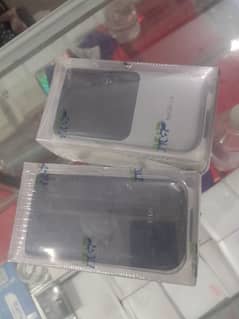 Nokia 2720flip dual sim box pack