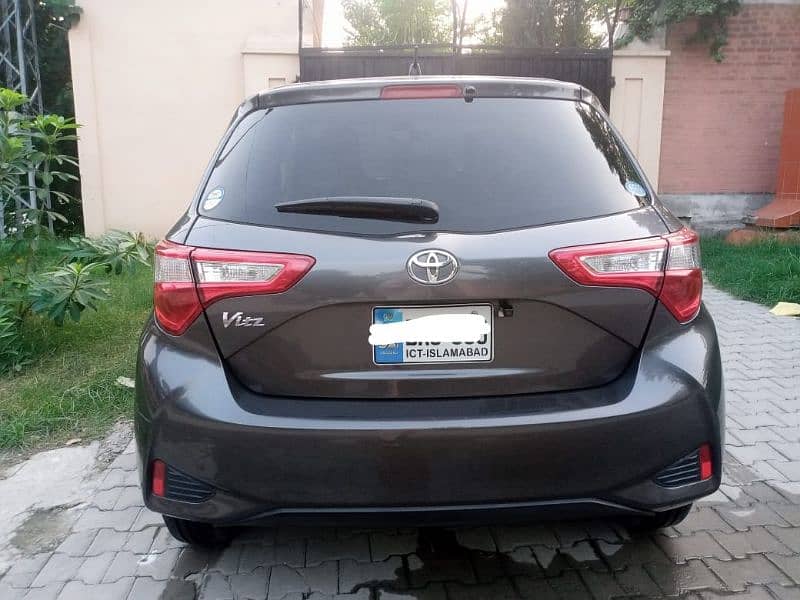 Toyota Vitz 2019 scracless and no touching 11