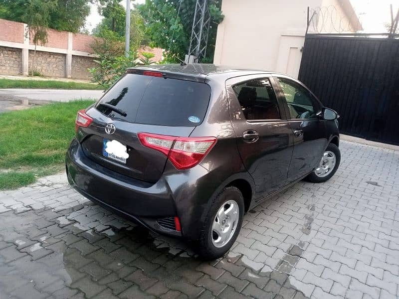 Toyota Vitz 2019 scracless and no touching 16