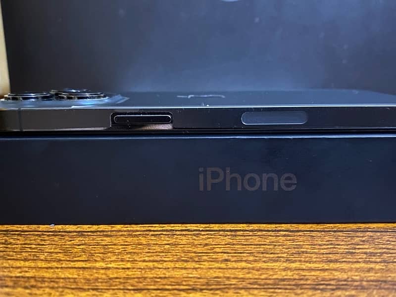 iphone 13pro 512gb (non pta) 2