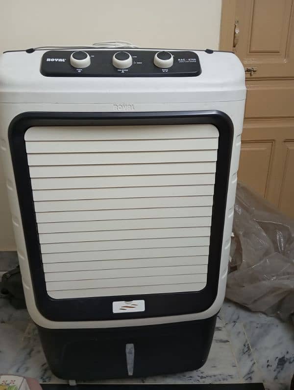 Room Cooler Biz Size 2 months used obly 0