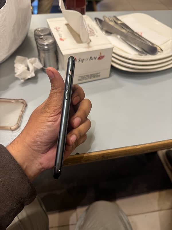 Iphone 11 pro  dual pta approve 512 gb 1