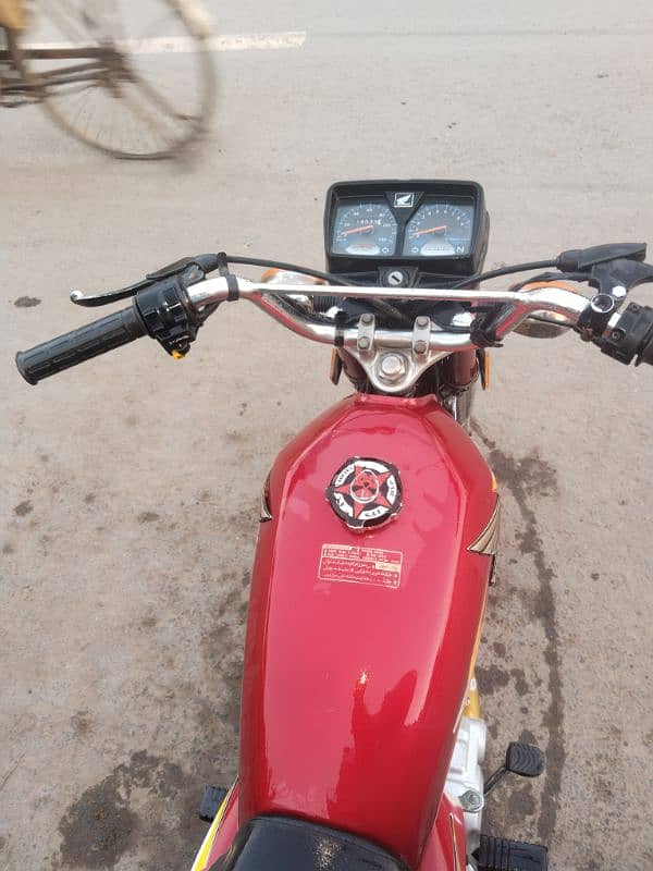 Honda 125 new condition 4