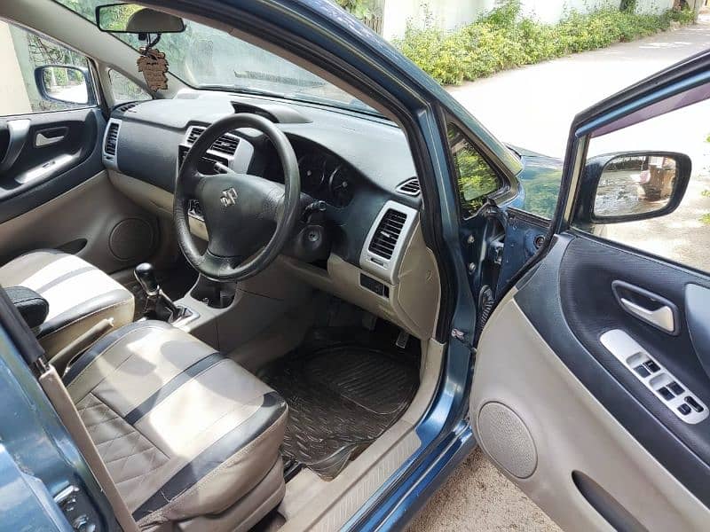 Suzuki Liana 2009 excellent condition 6