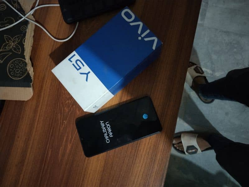 Vivo Y51 With Box And Orignal Charging Cable 3