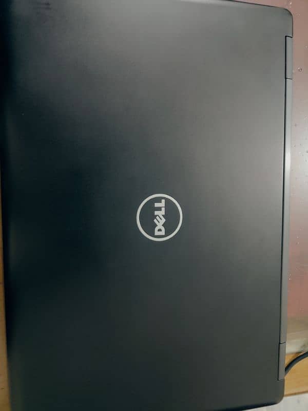 Core i5 7th gen 8 gb RAM full size laptop 5