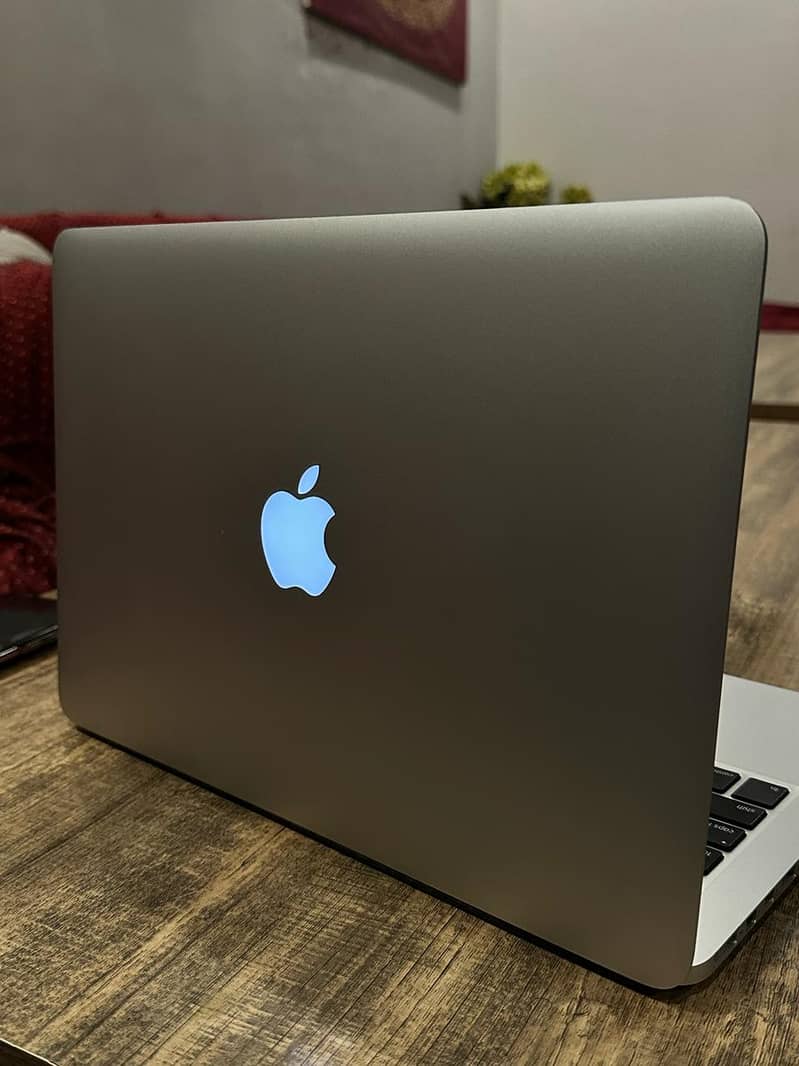 Macbook Pro 13 inch 0