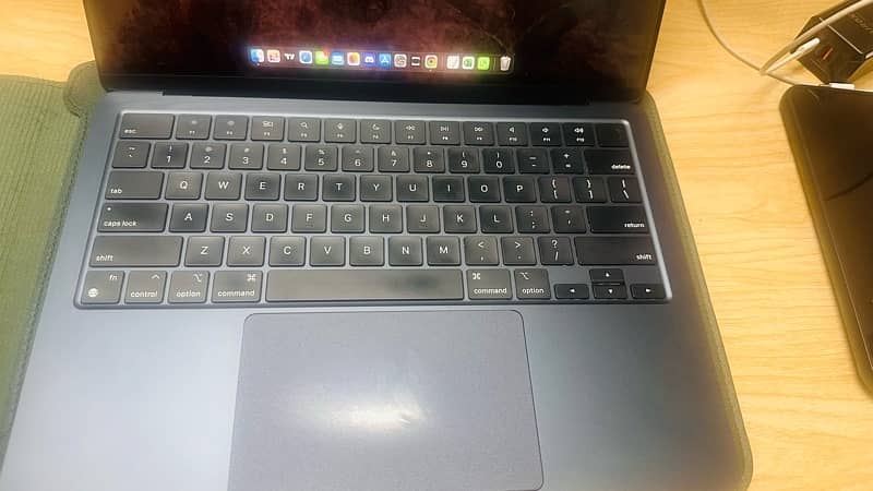 macbook air M2 midnight black slightly used 4