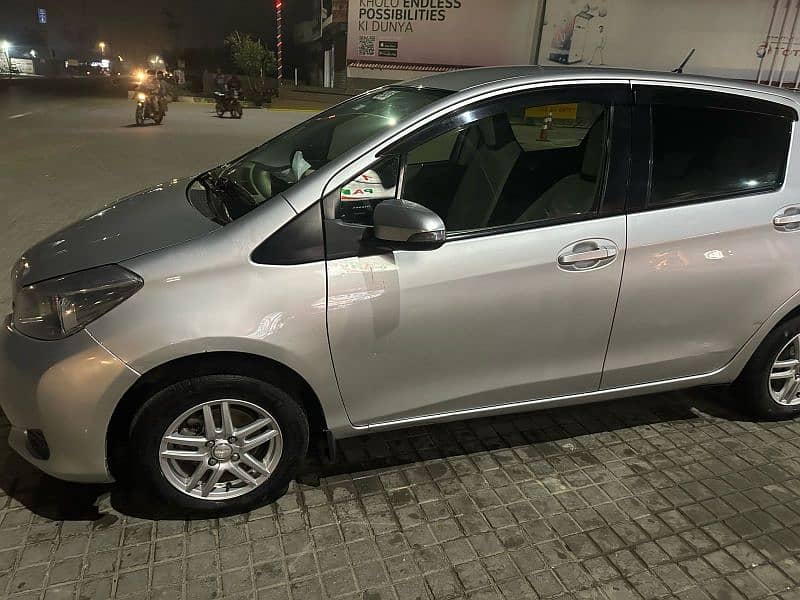 Toyota Vitz 2016 11