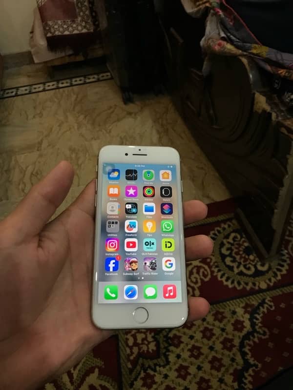 Exchange IPhone 8 256 Gb Factory with X,Xr,Se Or Android 0